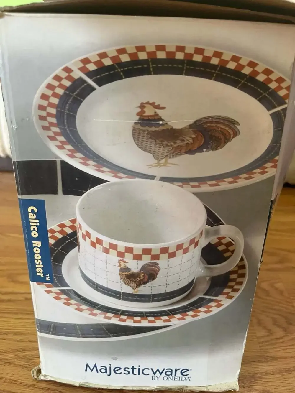 Majesticware by Oneida Calico Rooster 19-Piece Dinnerware Set